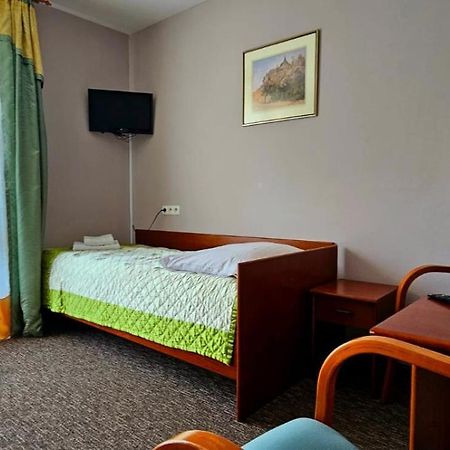 Dom Pracy Tworczej Hotel คาชิเมียร์ซ ดอลนี ภายนอก รูปภาพ